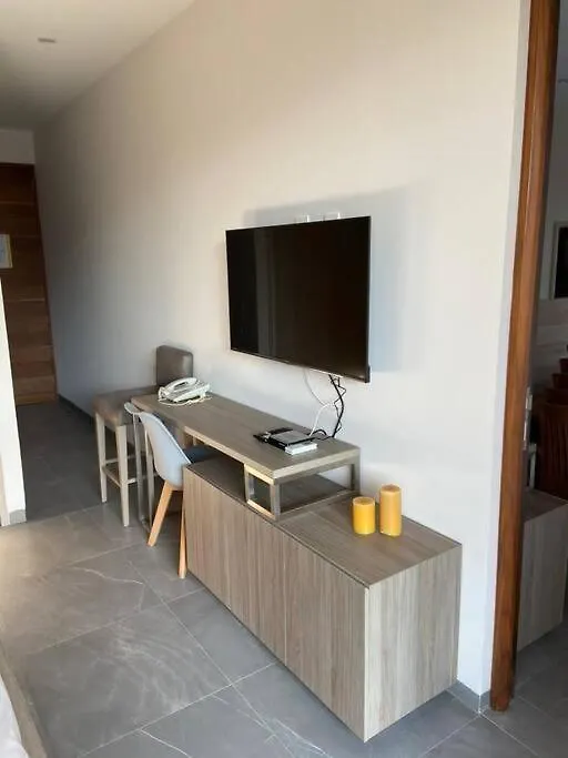 Luxury Condo, 2Br Ph, 3Ba, Private Rooftop, Sauna Playa del Carmen 0*,  México